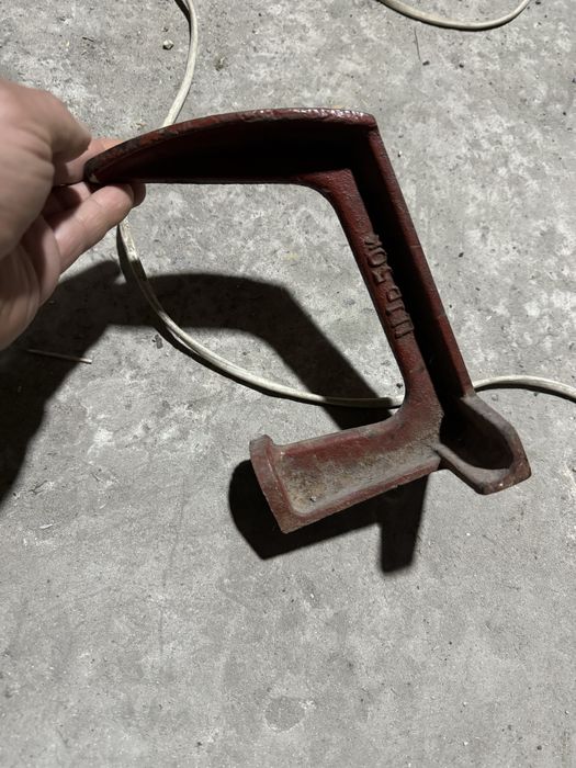 Продам сапожную лапу