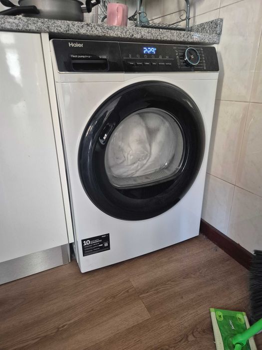 Máquina de secar roupa Haier 9kg A++
