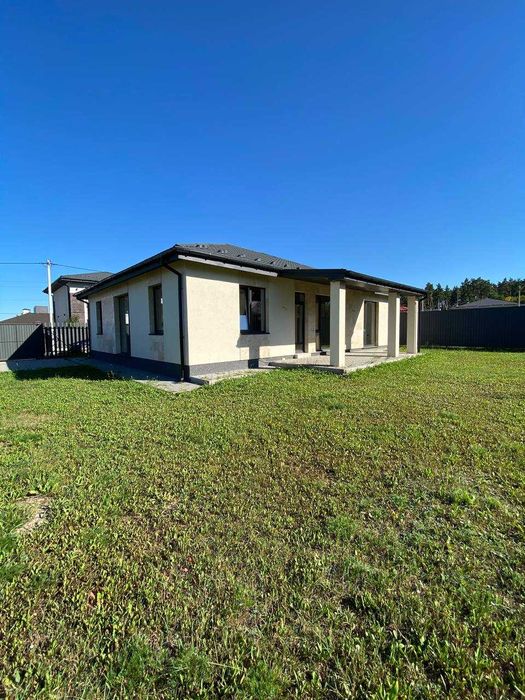 Продається розкішний одноповерховий будинок