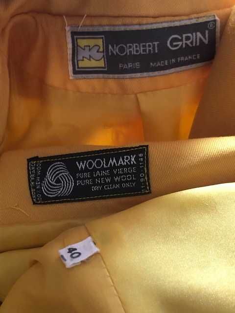 Casaco de senhora amarelo da marca de luxo Norbert Grin