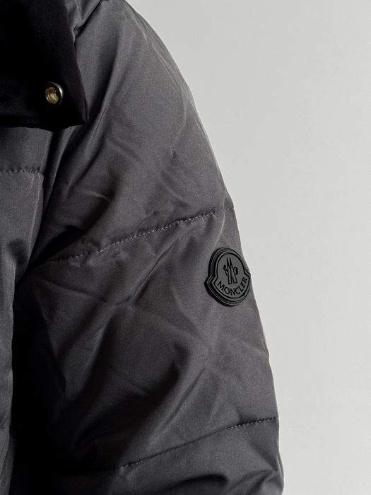 Пуховик Moncler