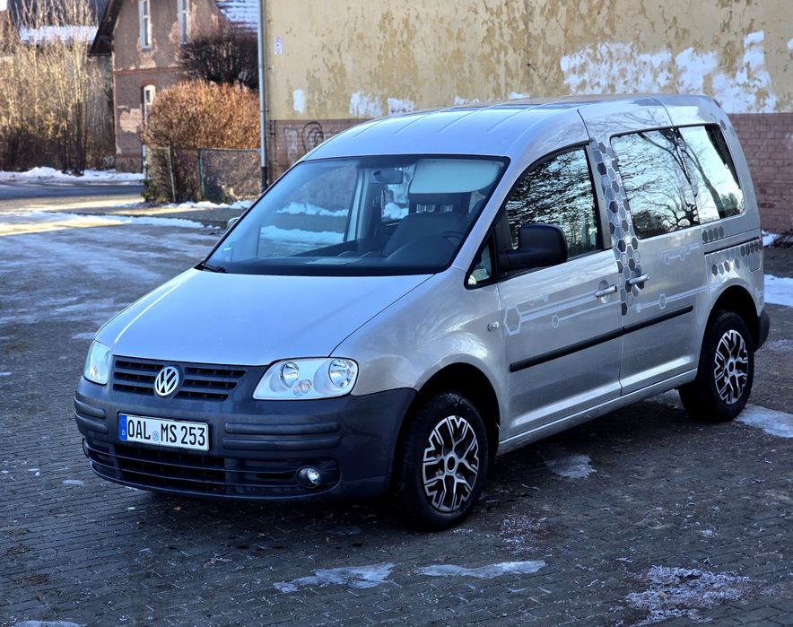 VW Caddy Life 5-os 1.9 TDI , Klima, Hak, Podgrzewane Fotele ! Ks. Serw