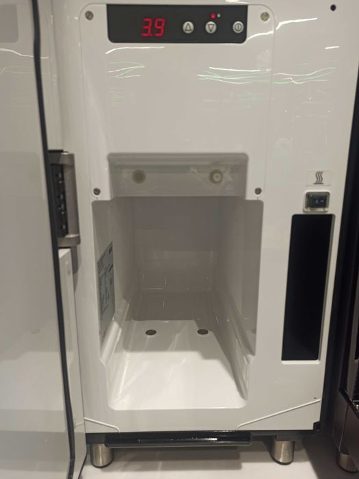 Продам молочний контейнер до кавомашини Франке А800