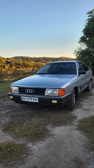 Audi 100 C3 2.2 мотор