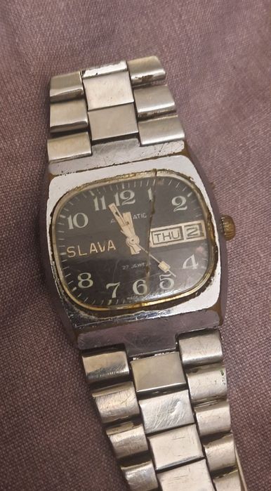 Часы на руку " SLAVA"