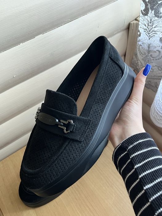 Продаються Лофери