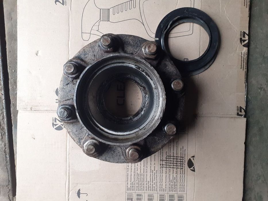 Ступица прицепа 2птс-4