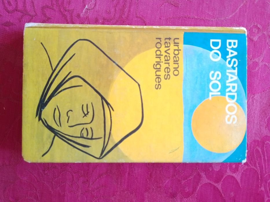 História do Cerco de Lisboa-1-edi.Saramago-Caminho17E-LivrosRTPDesde2E