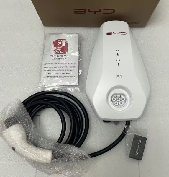 (Нова)Зарядний настінний пристрій BYD 7.4 кВт GB/T AC 32А 1-фаза 2291