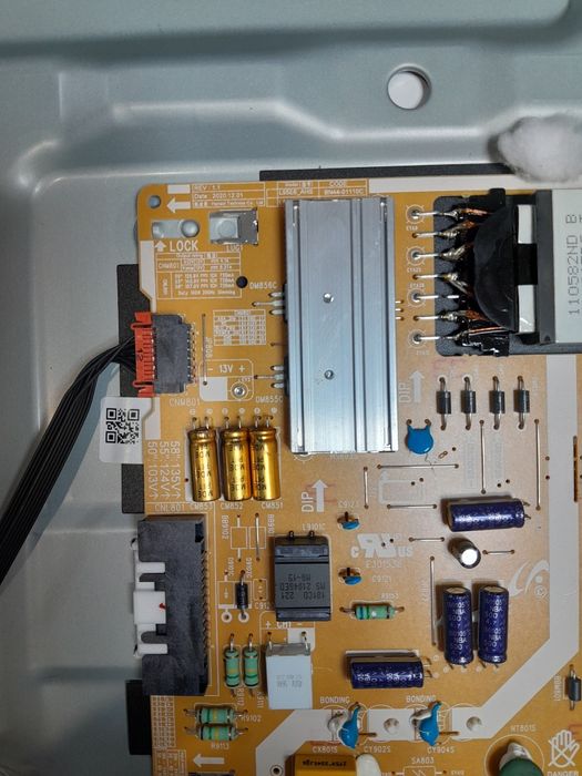 Fonte de alimentação BN4401110C de TV Samsung modelo UE50AU8005K