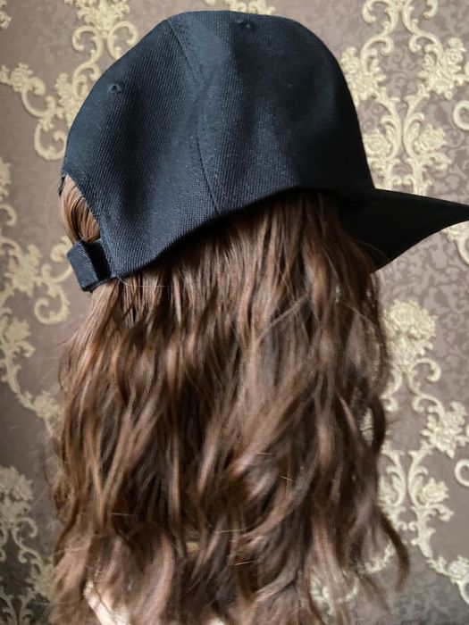 Кепка з волоссям