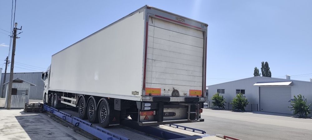 Реф рефрежератор полуприцеп саф інтракс свіжопригнаний черао