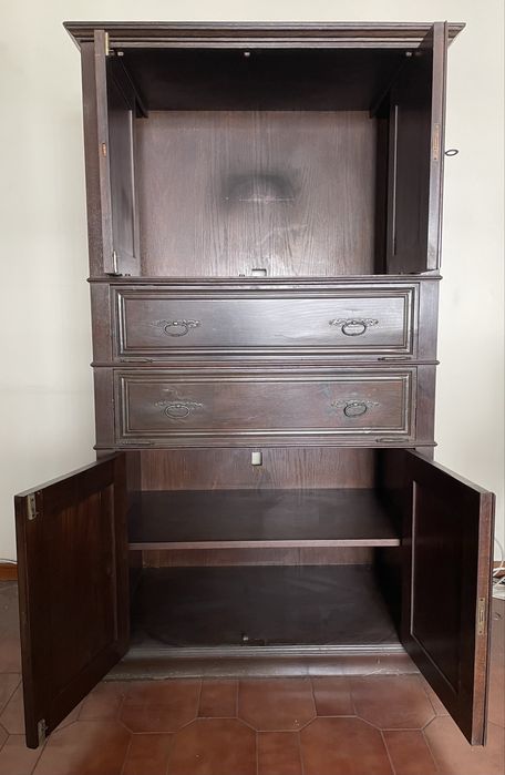 Móvel em madeira Castanho maciço