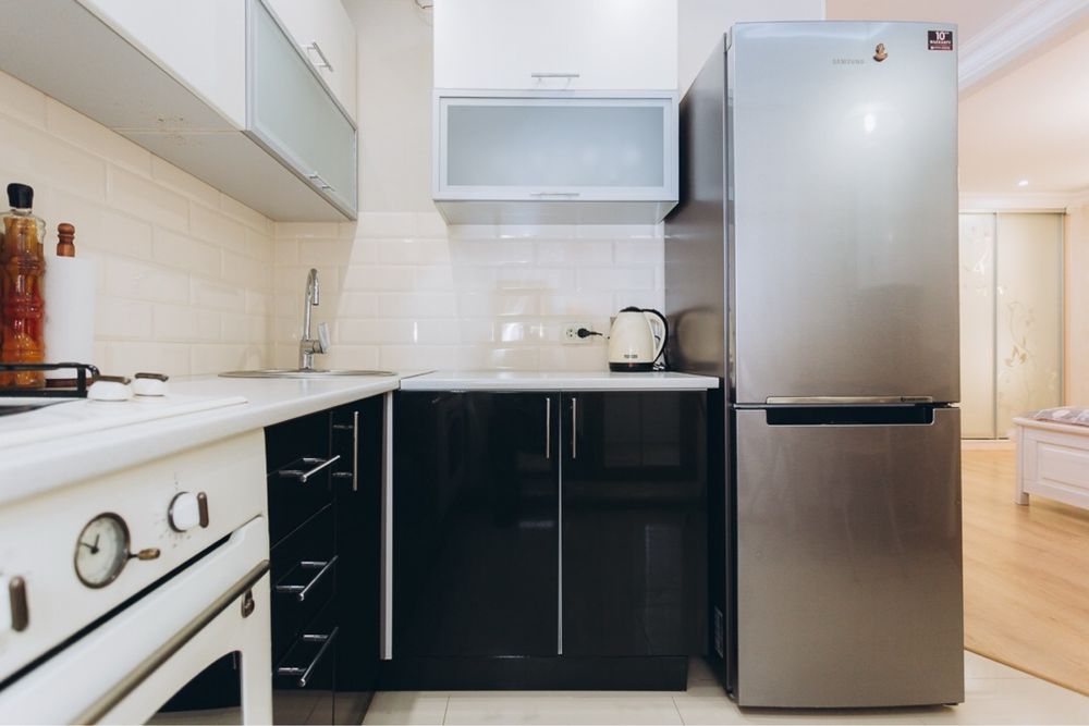 Подобова аренда двокімнатної квартири в центрі міста,вул.Харьківська