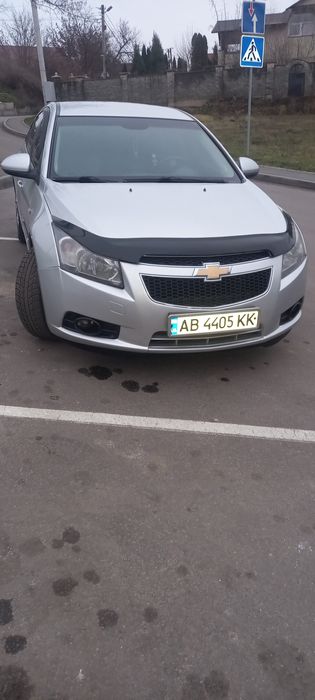 Продам хороше комфортне авто деталі по тел.