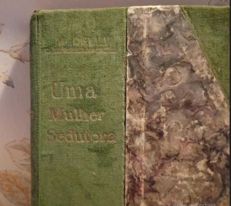 SALDOS:  1º  livro da coleção inteira de M. DELLY- Uma mulher sedutora