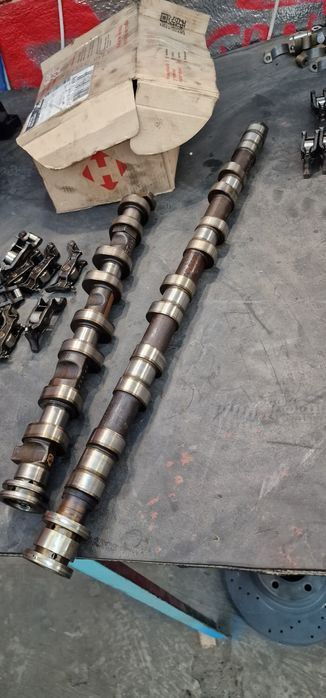 Головка двигуна бмв м54б30  bmw м54б28 м54б25 е88 е60  мотор двигатель головка гбц