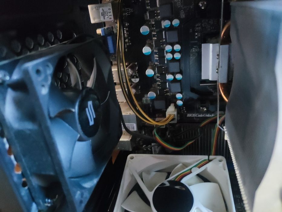 PC składak używany z dużą ilością RAM