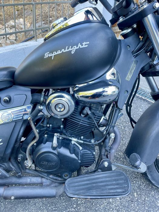 Keeway Superlight 125