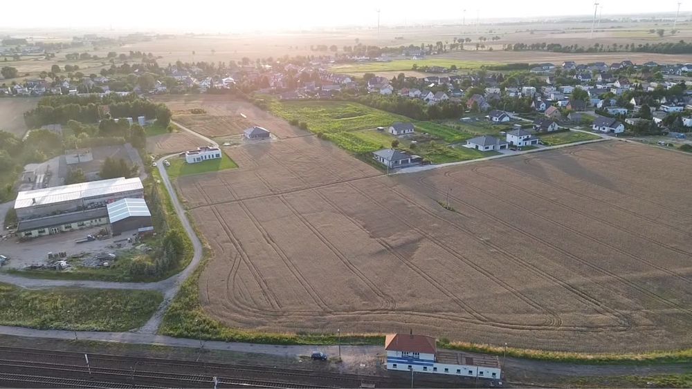 Pruszcz Dzialki budowlane oraz uslugowo- produkcyjne bezposrednio