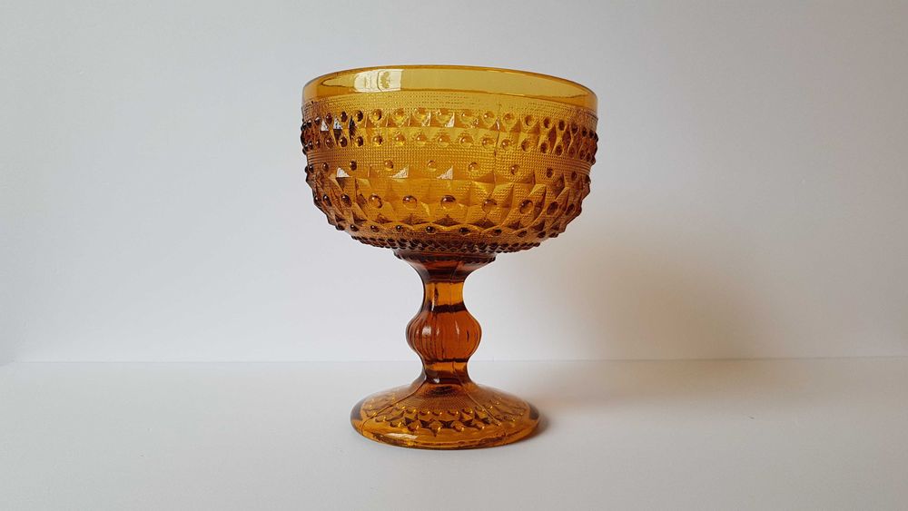 Cukiernica Romby i Guziczki (nr 3), Ząbkowice, kolorowe szkło PRL