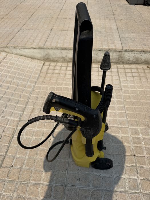 Maquina de pressão karcher K2