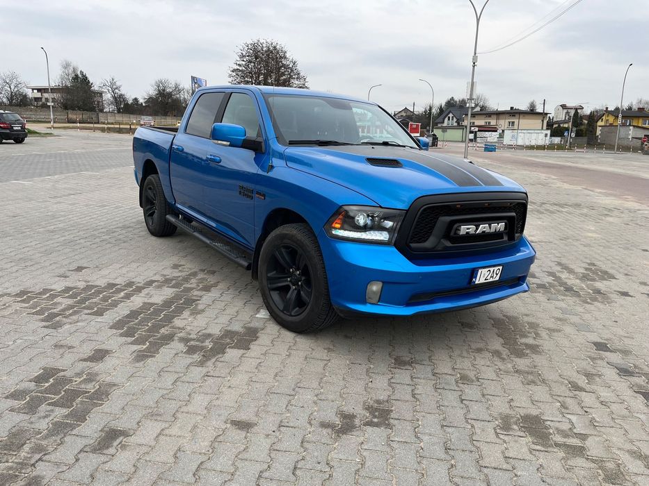 Dodge RAM Ram SPORT 5.7 hemi