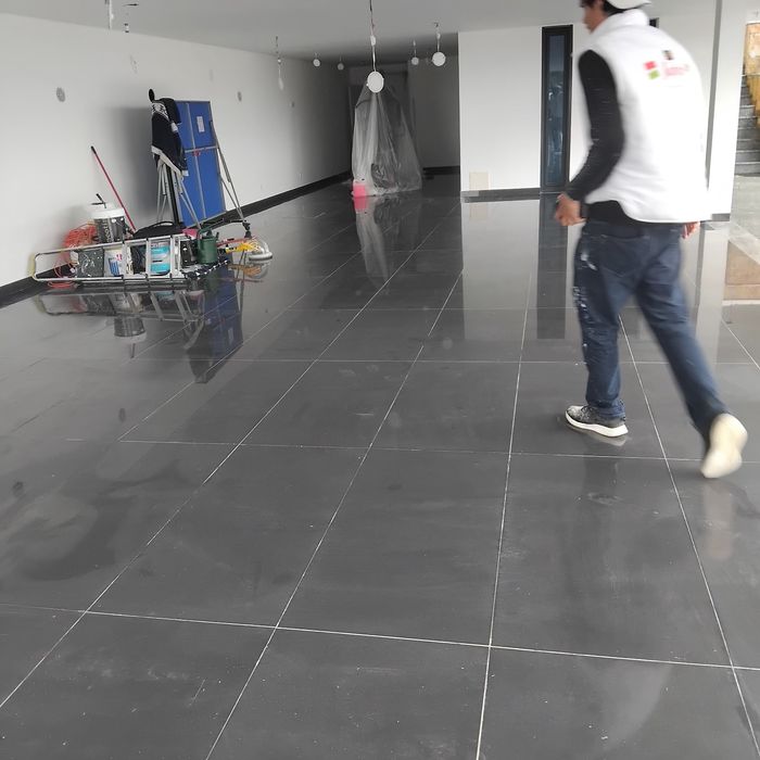 Trabalho pinturas e acabamentos