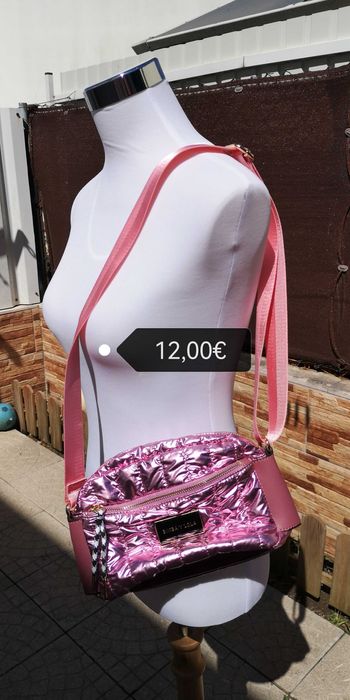 Malas Novas e usadas desde 3 euros