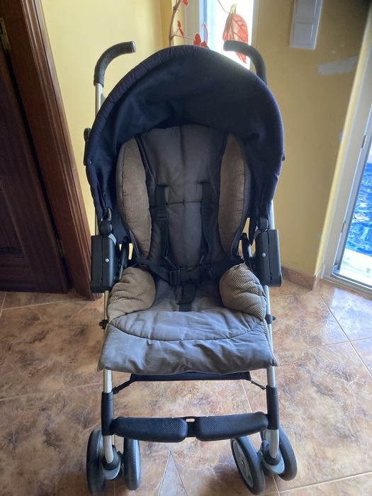 Carrinho de bebé em bom estado