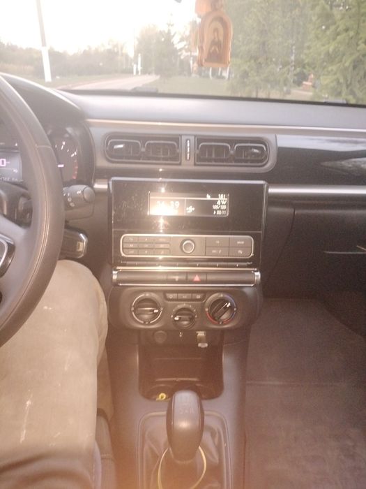 Автомобіль Ситроен С3