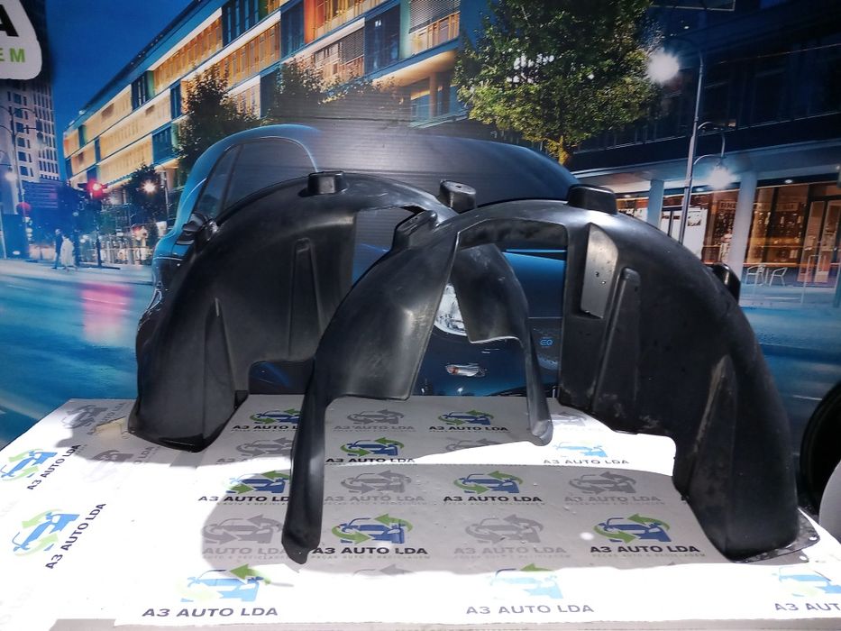 Cava de rodas traseiro esquerdo e direito Smart Roadster