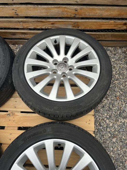 Диски алюмінієві з шинами Opel Insignia R18 5*120 245/45