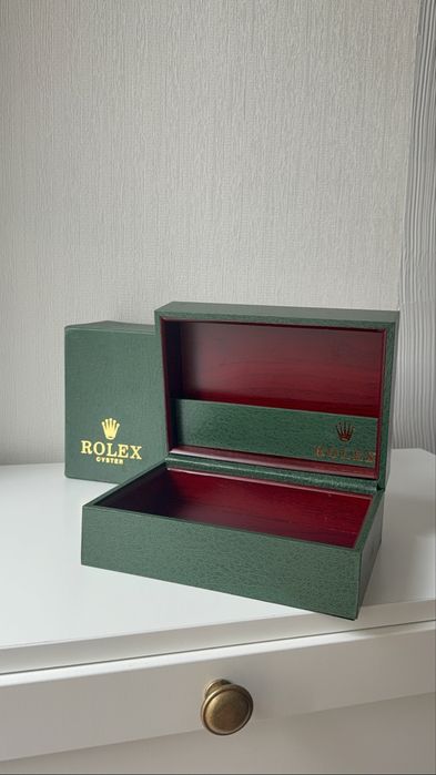 Вінтажна коробка Rolex 90х років ref. 68.0.0.2