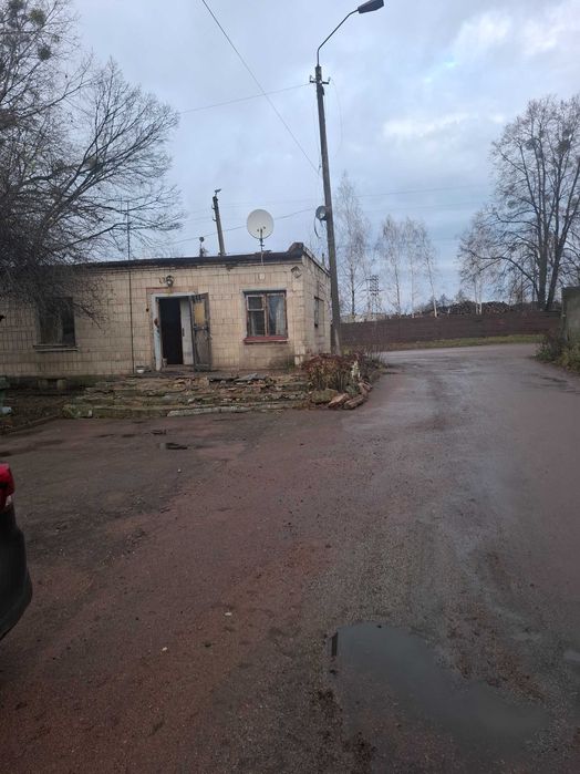Продається майновий комплекс  м.Коростень  вул.Сосновського  62-А