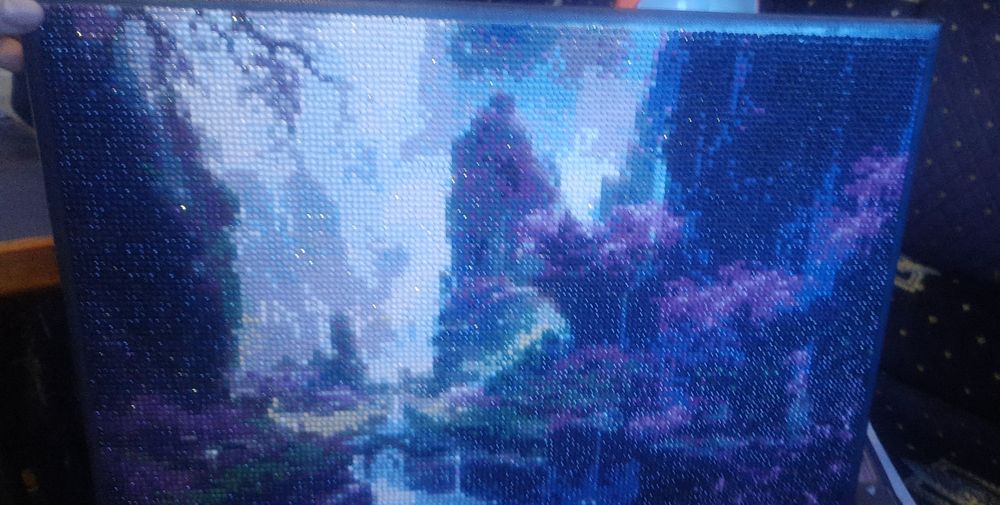 Картина из альбома алмазной мозаики,.