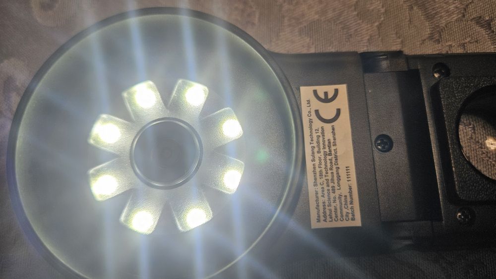 Mini microscópio digital