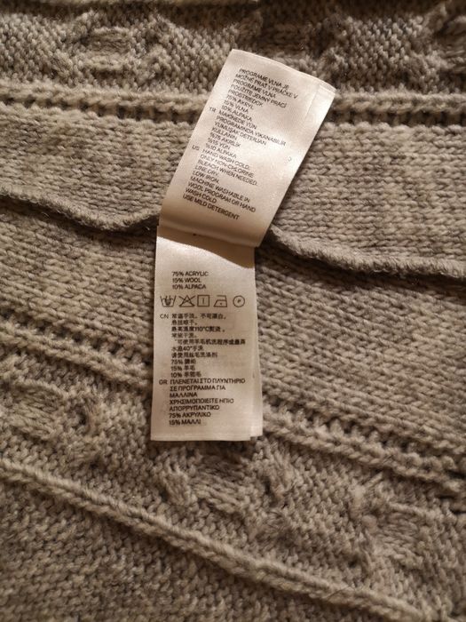 Sweter, bezrękawnik, długa kamizelka z paskiem z h&m.