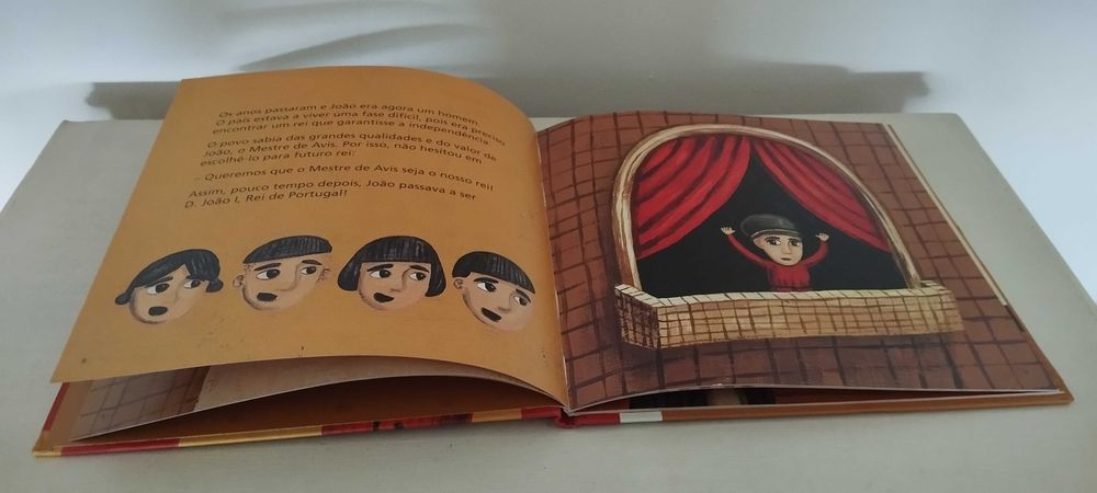 Livro Rei D. João I e livro Egas Moniz