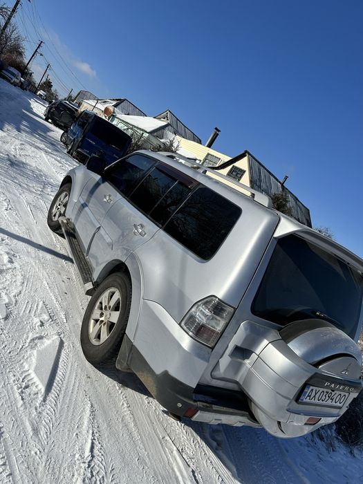 Митсубиси паджеро вагон 4