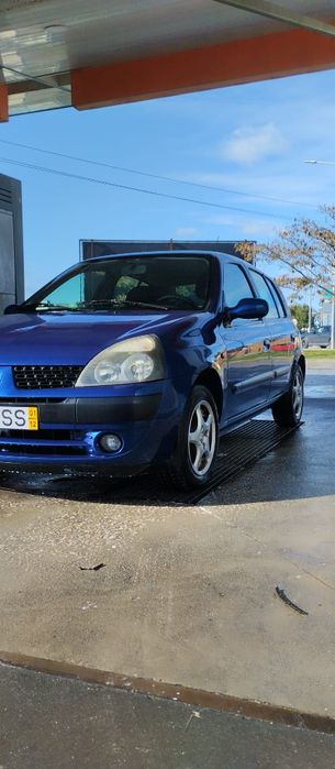 Renault Clio fase 2 gasolina foto 4