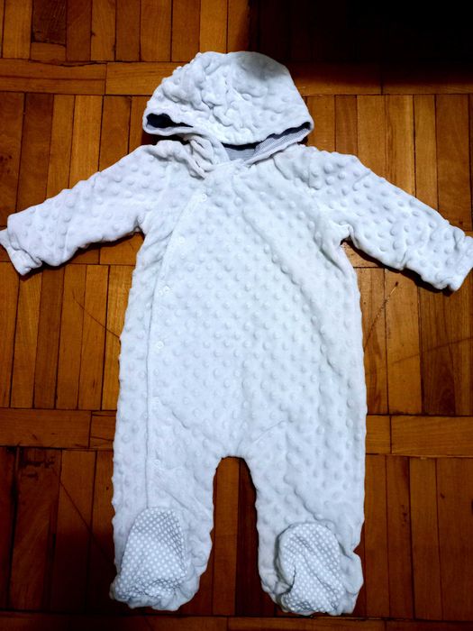 Велюровий чоловічок