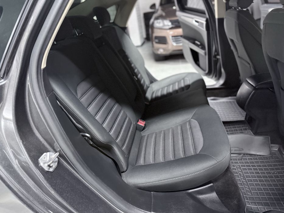 FORD FUSION  SE 2017.  2.5 бензин.ИДЕАЛ