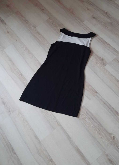 Sukienka rozmiar M