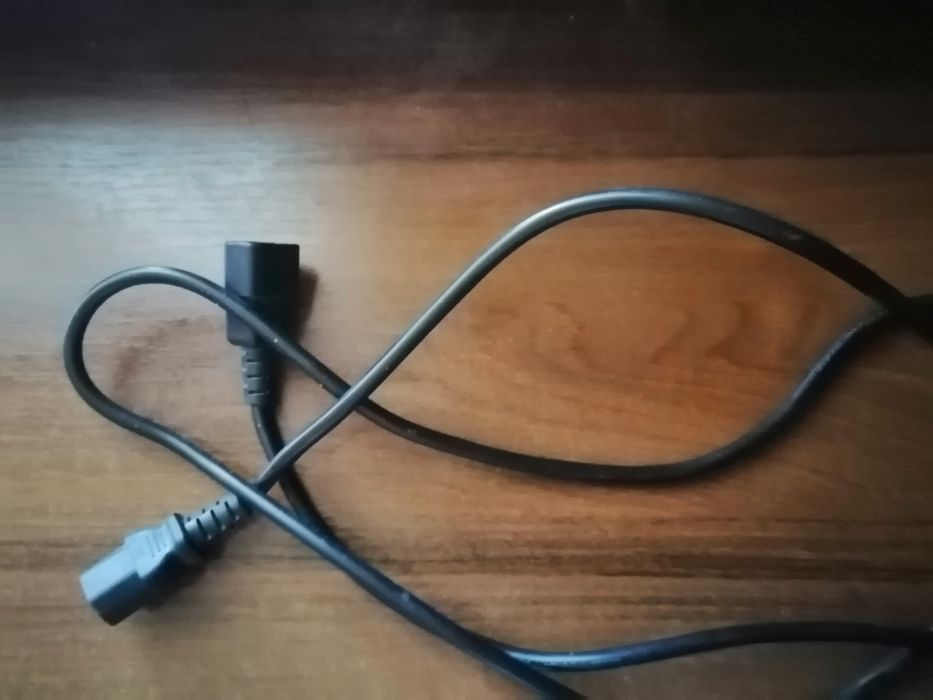 Кабель живлення монітора, ПК.