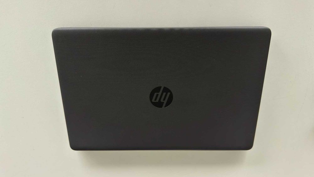 Portátil HP 250 G7 (Windows 11 Pro, i5, 8GB, 256GB)