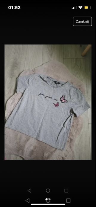 Crop top z naszywkami