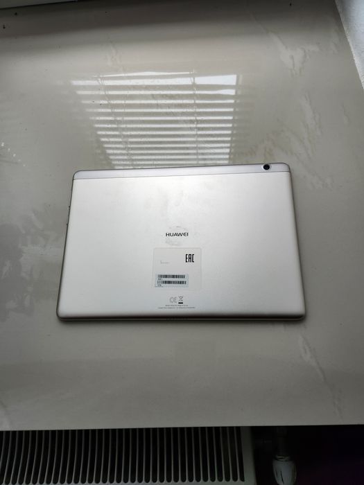 Продам планшет Huawei