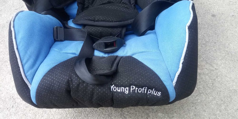 Fotelik samochodowy Recaro Young Profi Plus 0-13 kg wcześniak