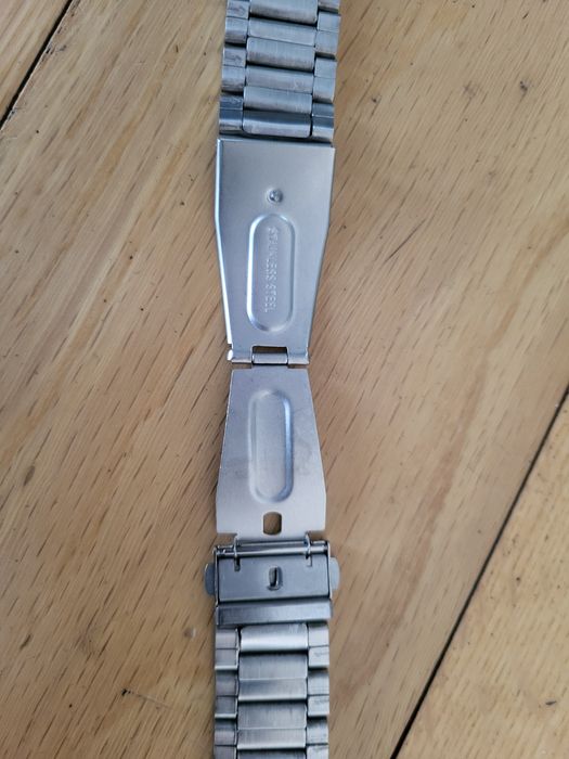 Stalowy pasek do zegarka 22 mm z szybko zamykaczami